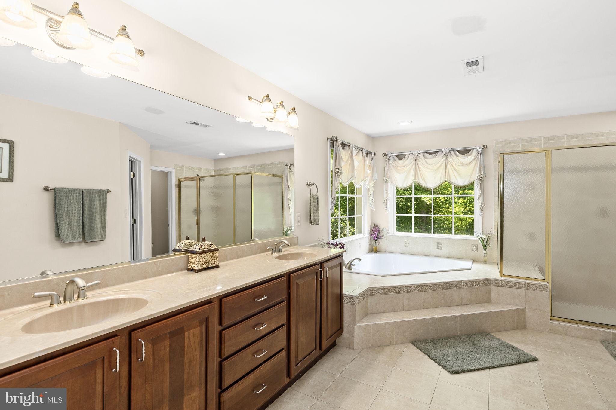 9504 TRENTHAM TRAIL