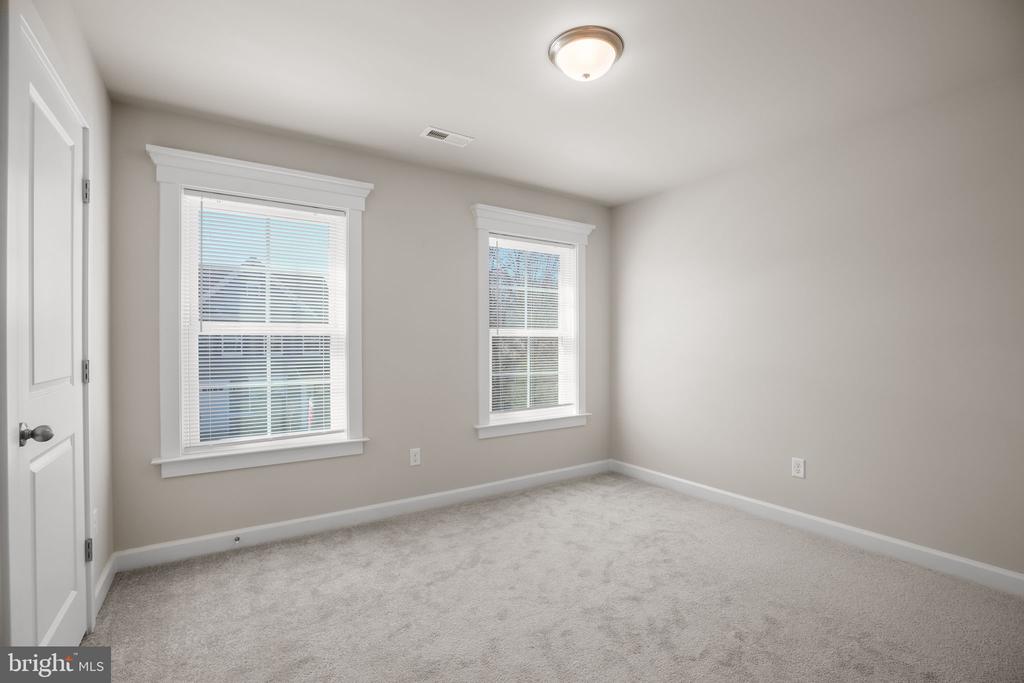 5711 FINLEY ROSE COURT