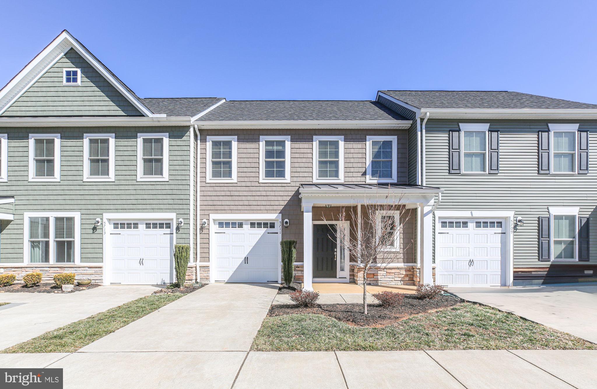 5711 FINLEY ROSE COURT