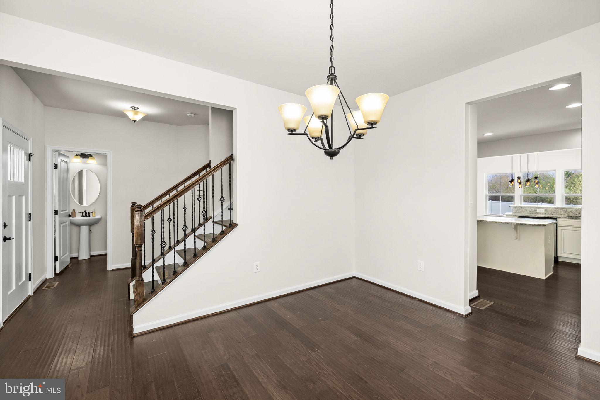 10420 NAPOLEON STREET