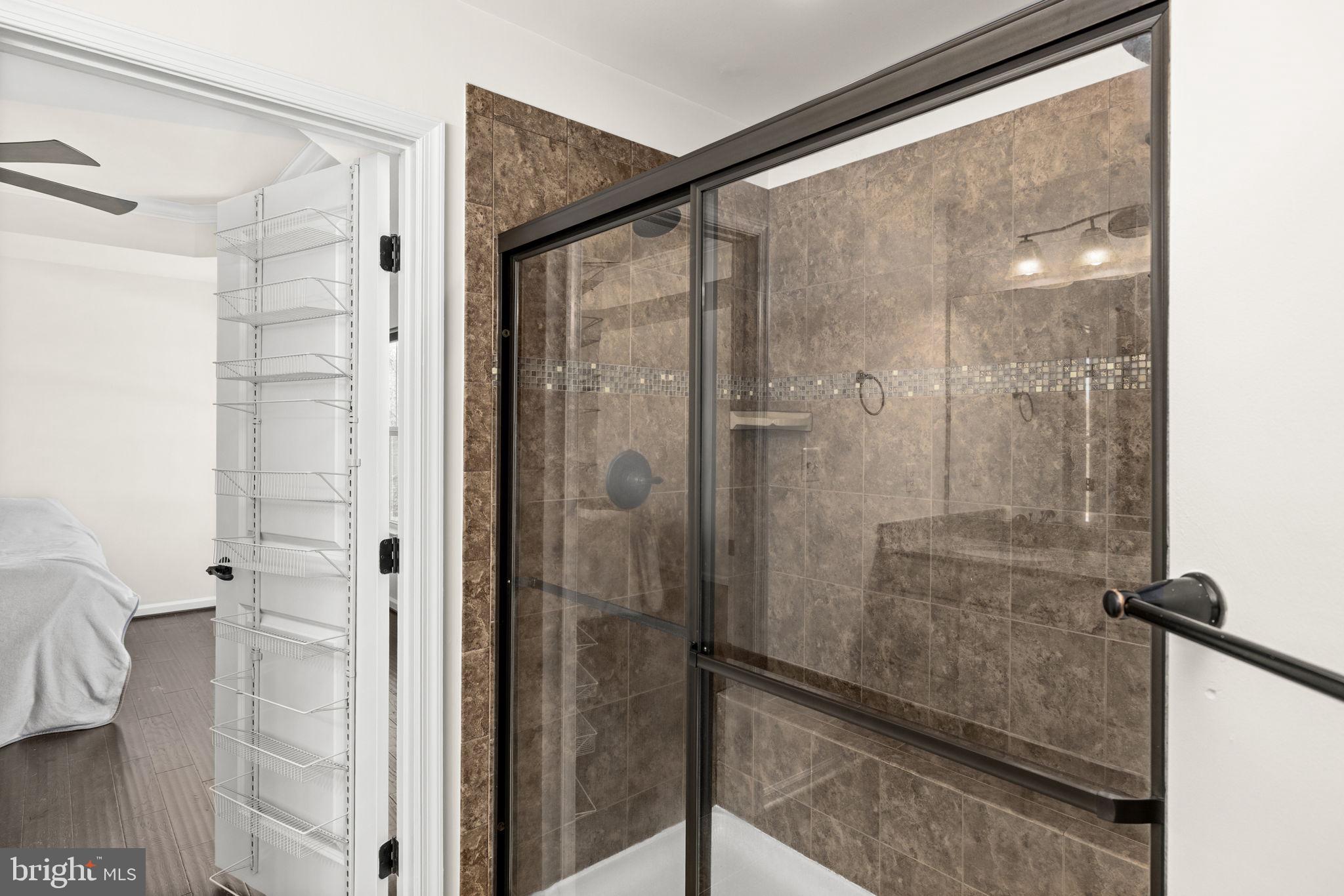 10420 NAPOLEON STREET