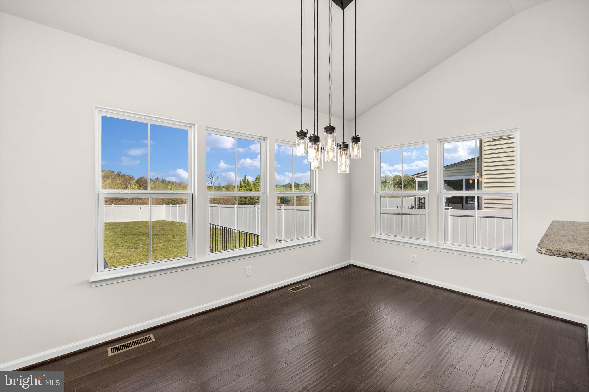 10420 NAPOLEON STREET