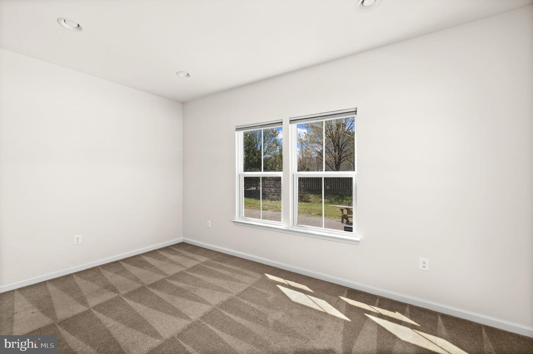 10420 NAPOLEON STREET