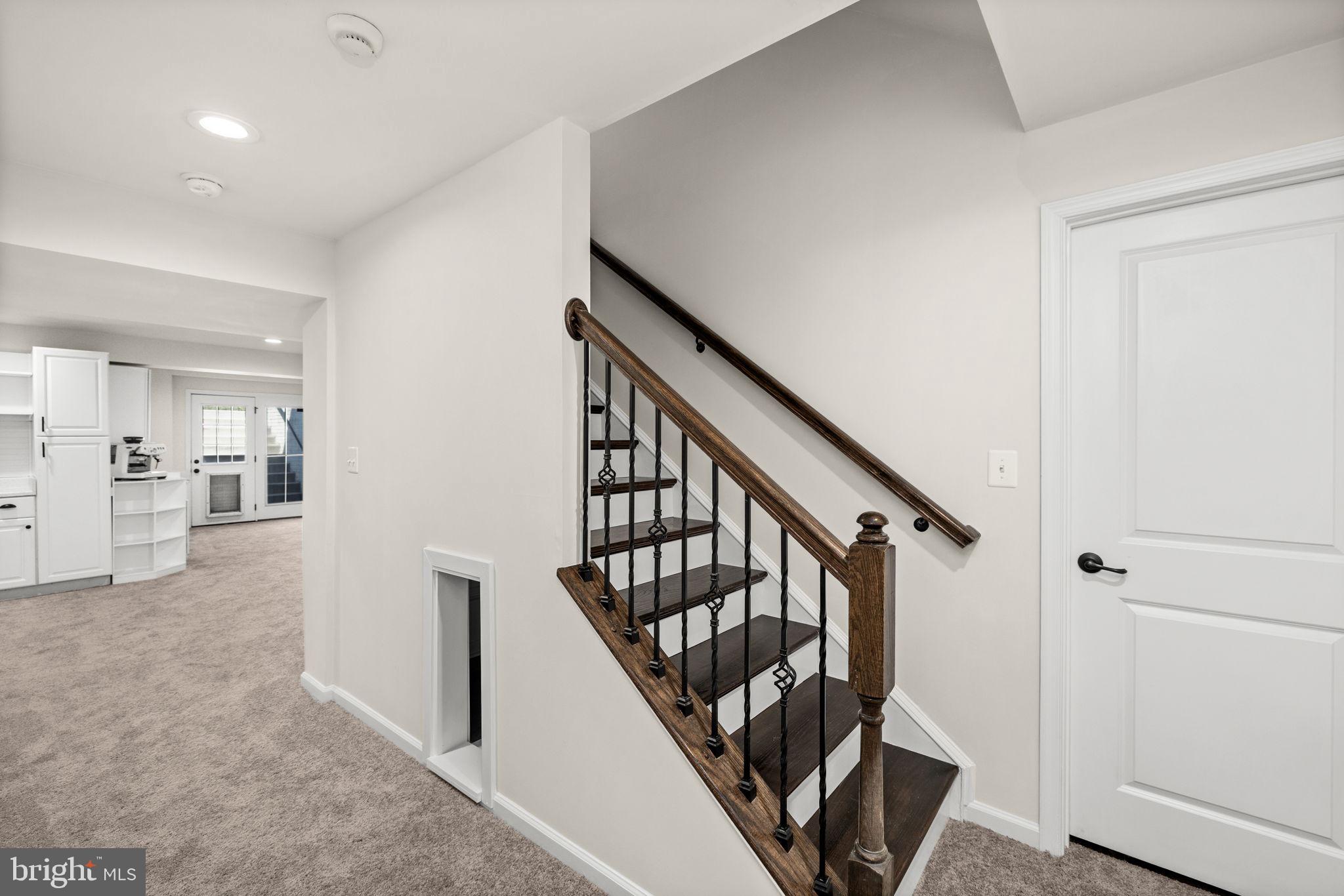 10420 NAPOLEON STREET