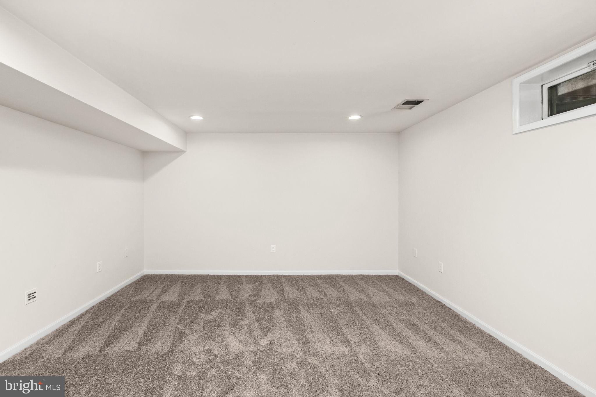 10420 NAPOLEON STREET