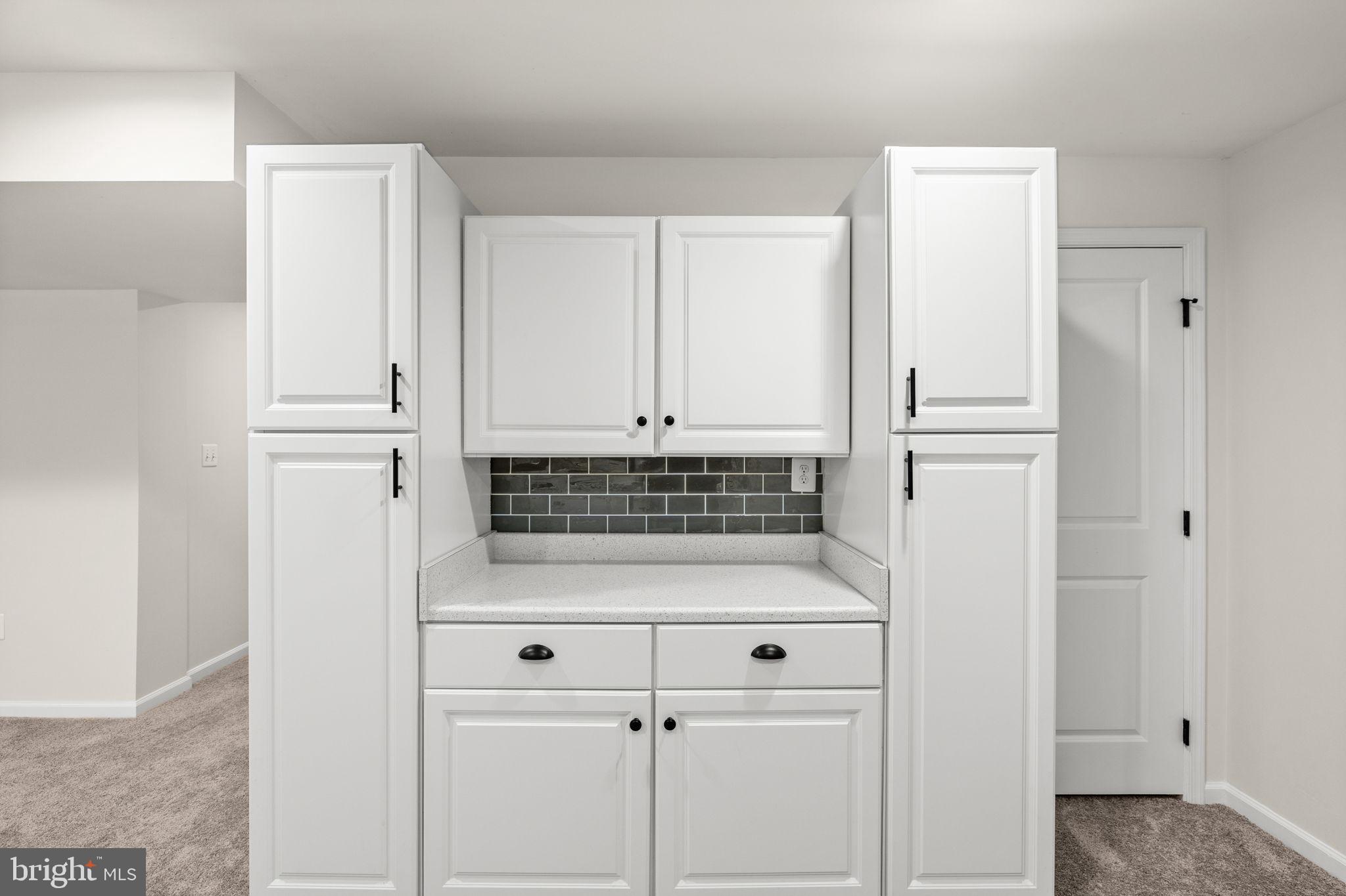 10420 NAPOLEON STREET