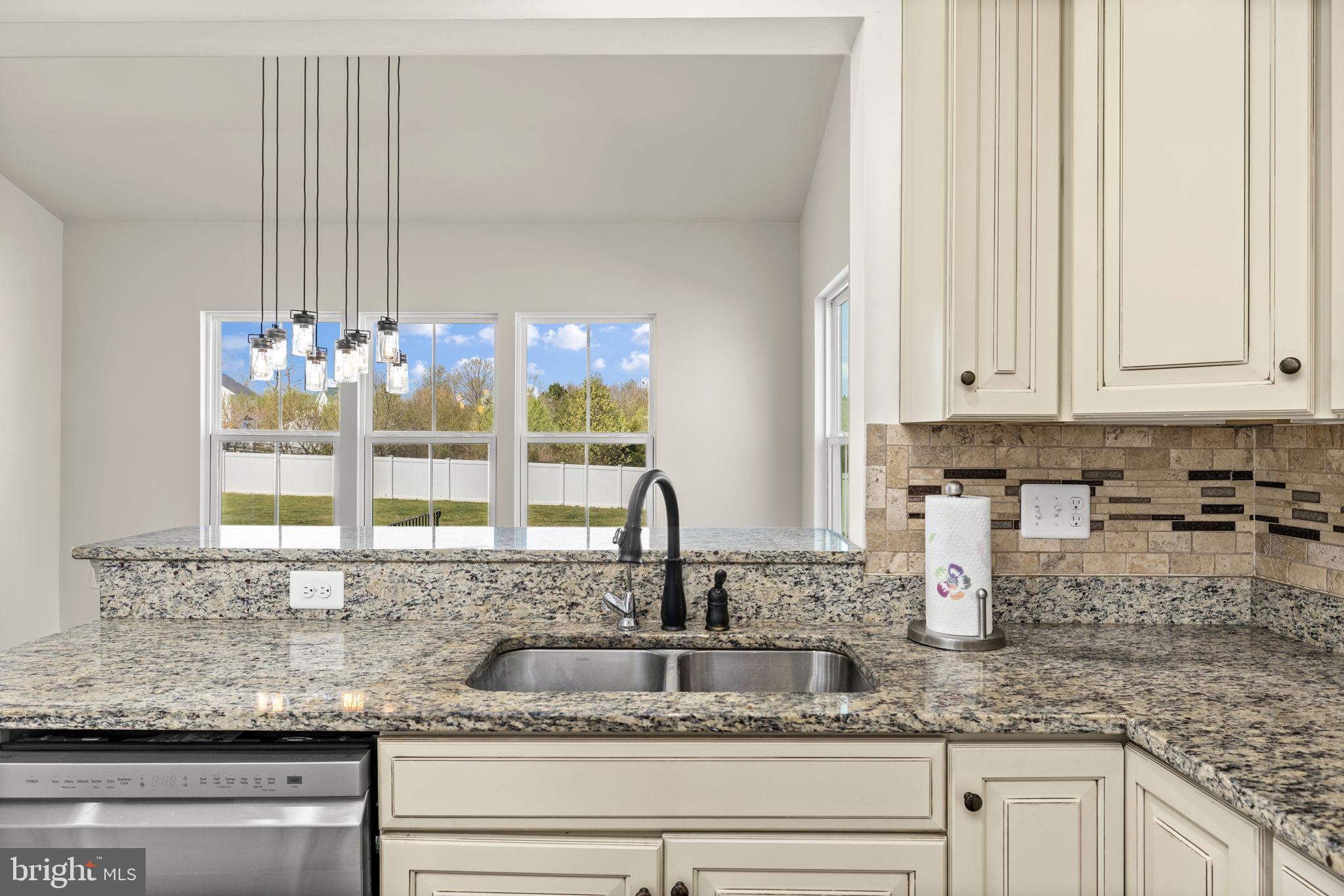 10420 NAPOLEON STREET