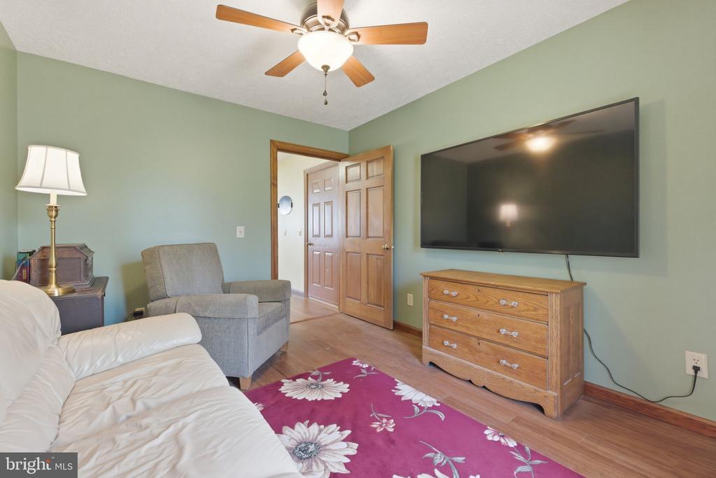 9313 BELLWOOD DRIVE