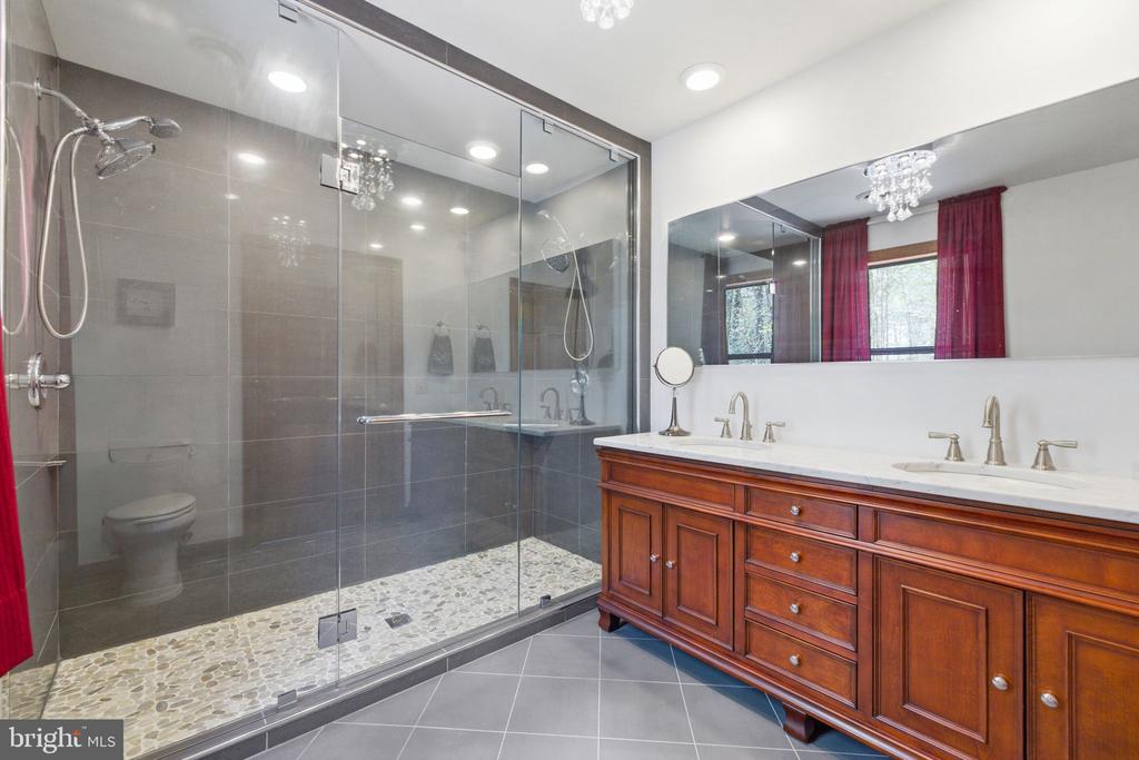9313 BELLWOOD DRIVE