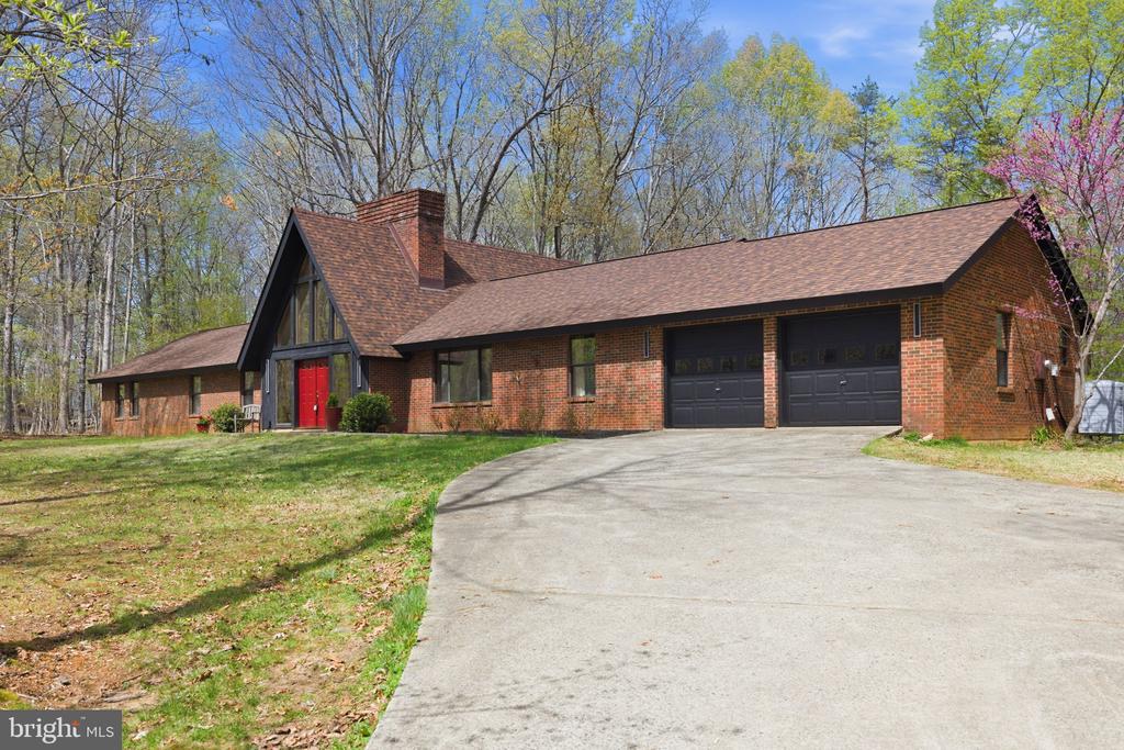9313 BELLWOOD DRIVE
