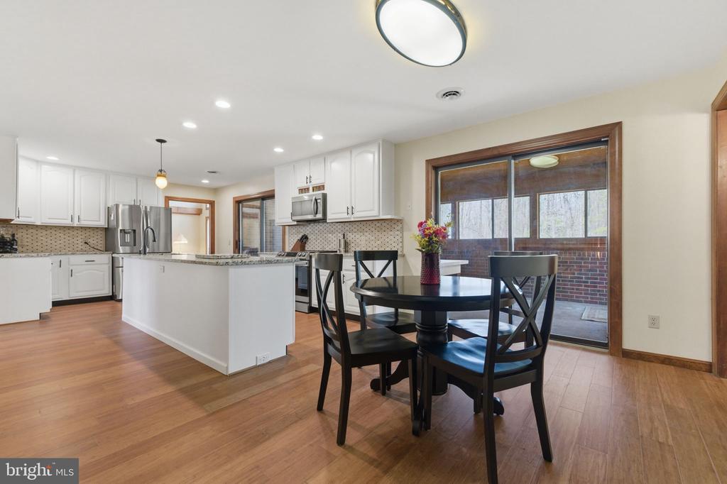 9313 BELLWOOD DRIVE