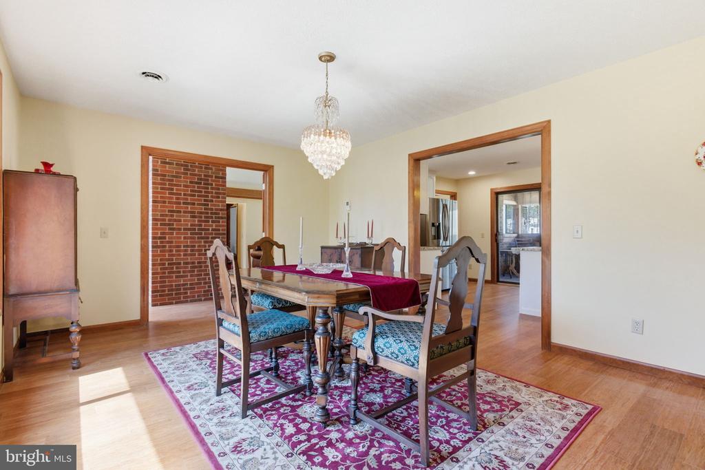 9313 BELLWOOD DRIVE