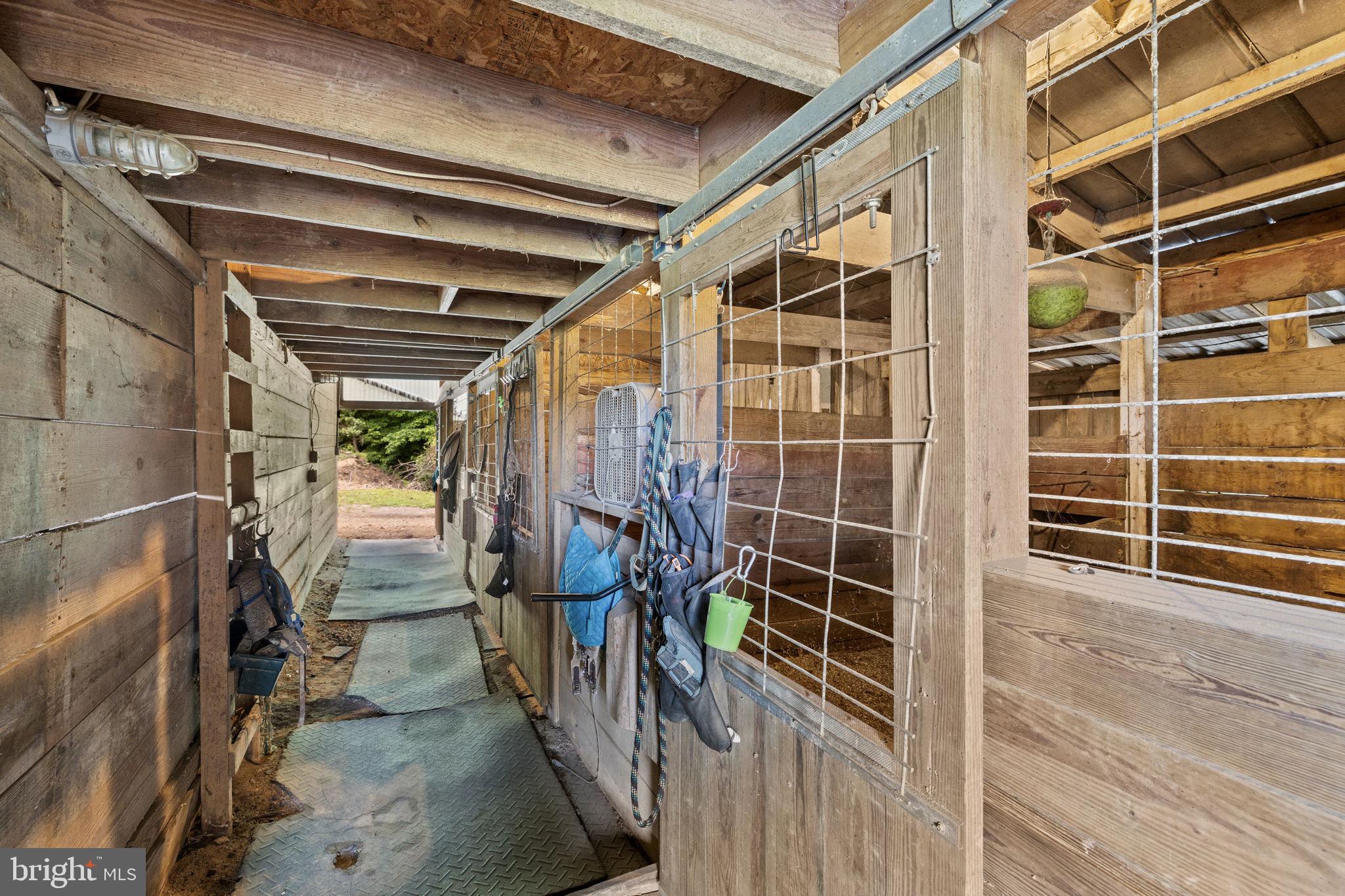 5 APPALOOSA DRIVE