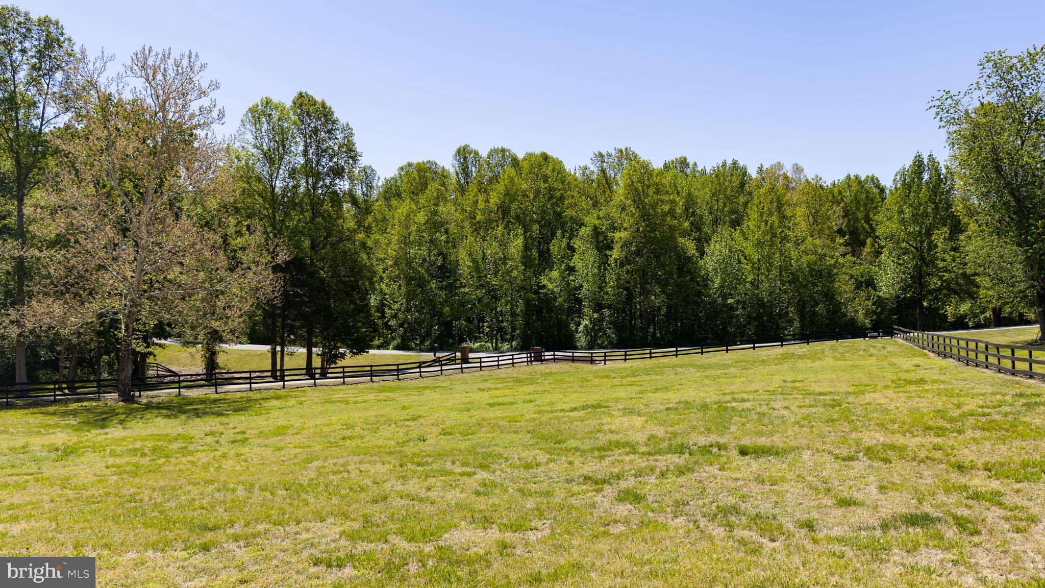 5 APPALOOSA DRIVE
