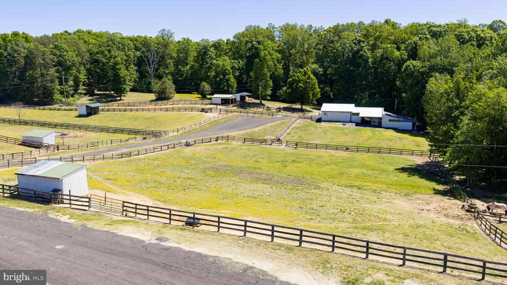 5 APPALOOSA DRIVE