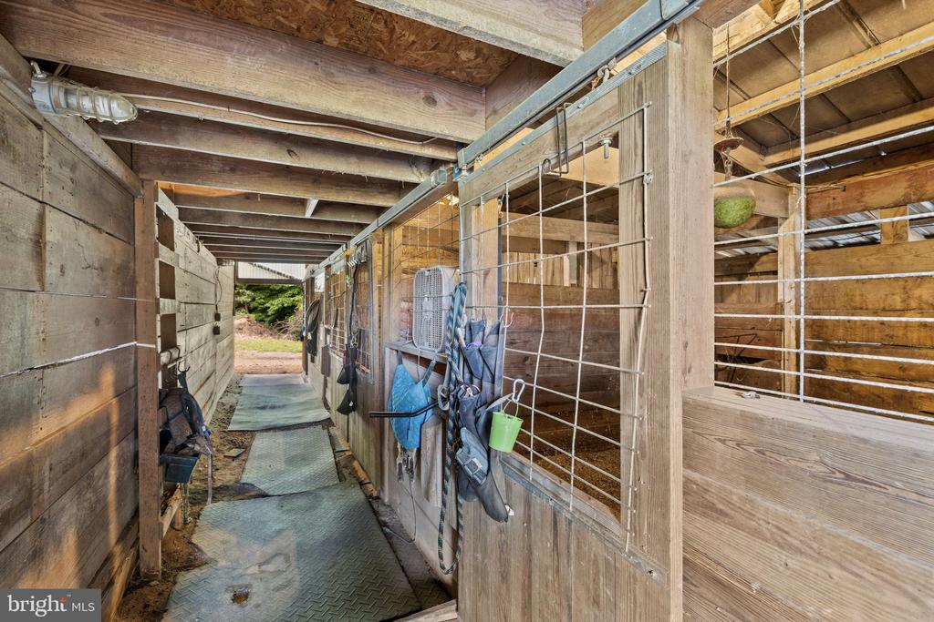 5 APPALOOSA DRIVE