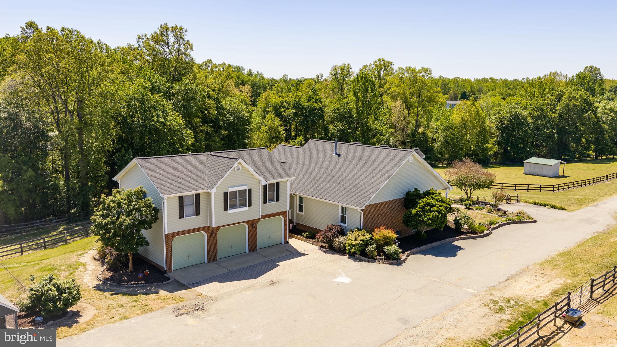 5 APPALOOSA DRIVE