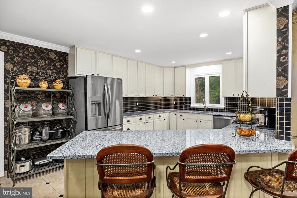 5 APPALOOSA DRIVE