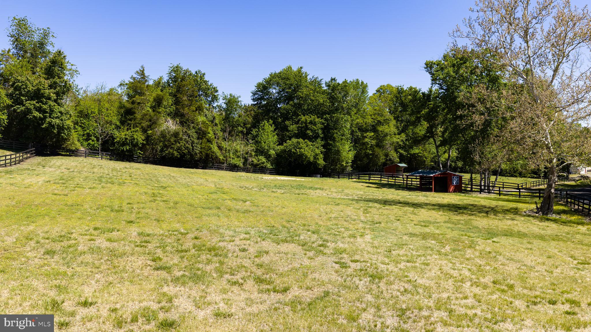 5 APPALOOSA DRIVE