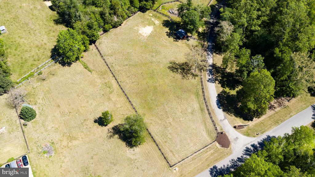 5 APPALOOSA DRIVE