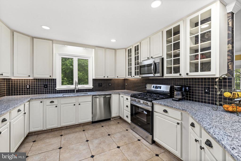 5 APPALOOSA DRIVE