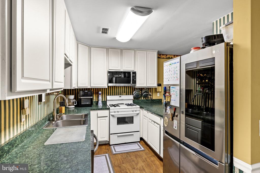 5 APPALOOSA DRIVE