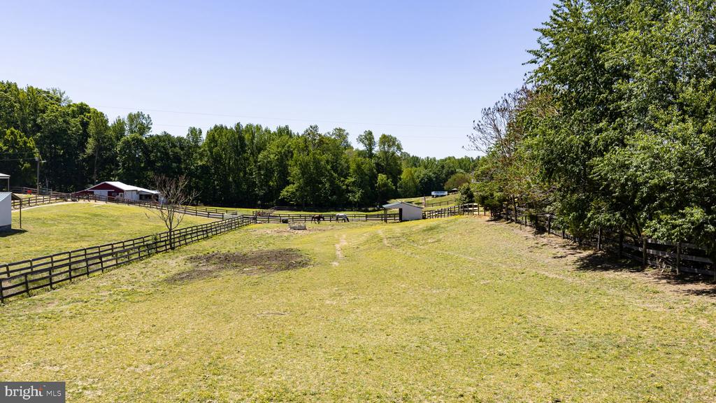 5 APPALOOSA DRIVE