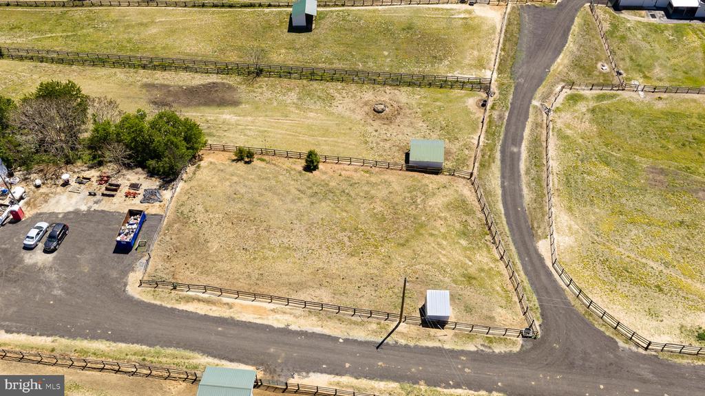 5 APPALOOSA DRIVE