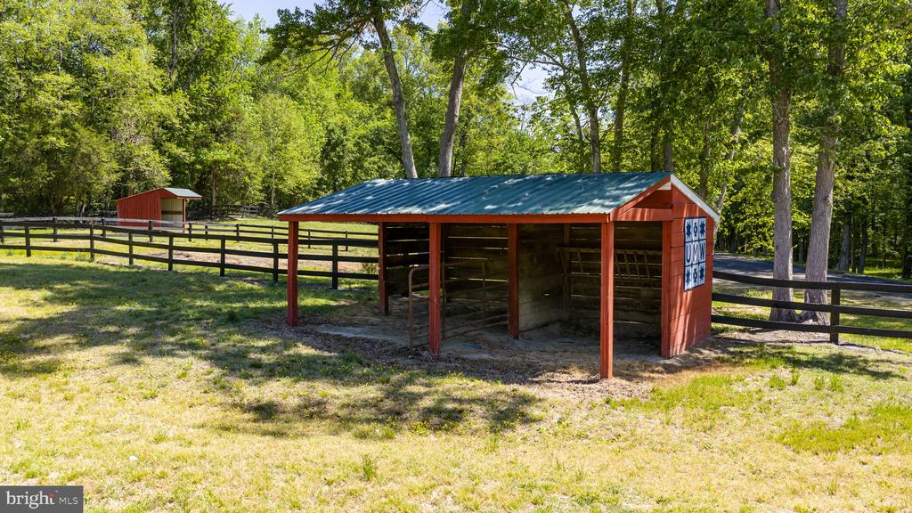 5 APPALOOSA DRIVE