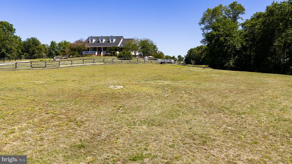 5 APPALOOSA DRIVE