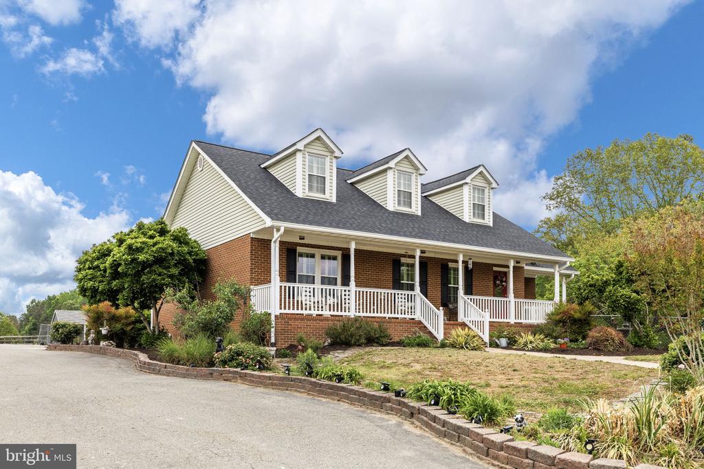 5 APPALOOSA DRIVE