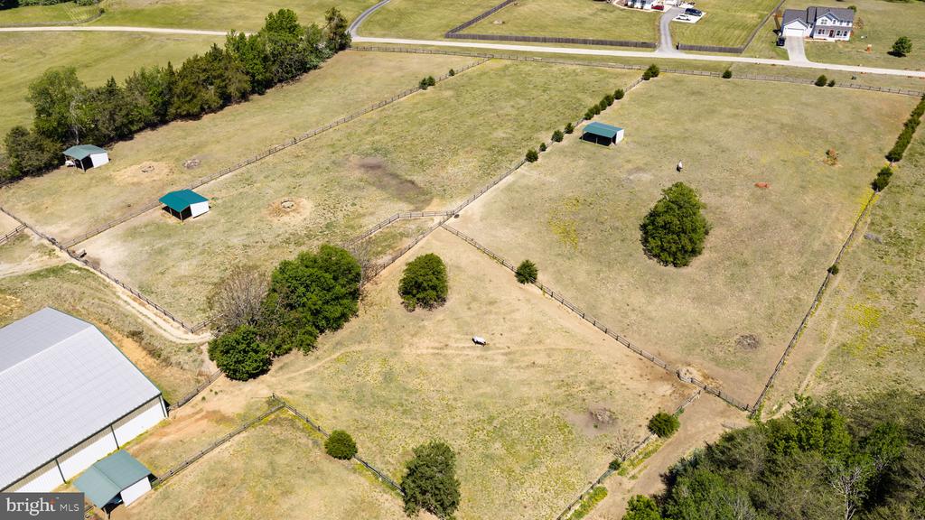 5 APPALOOSA DRIVE