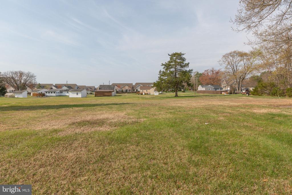 12425 FIVE MILE ROAD