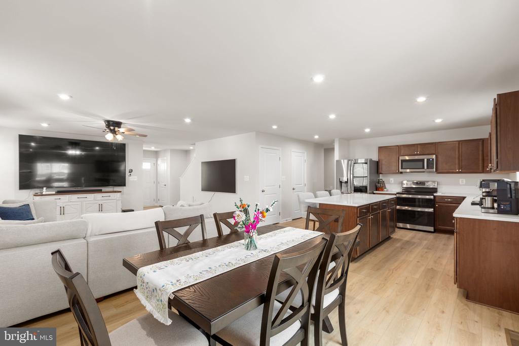 6309 GALLOP DRIVE