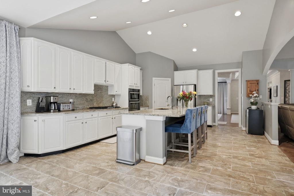 7308 GLENHAVEN DRIVE