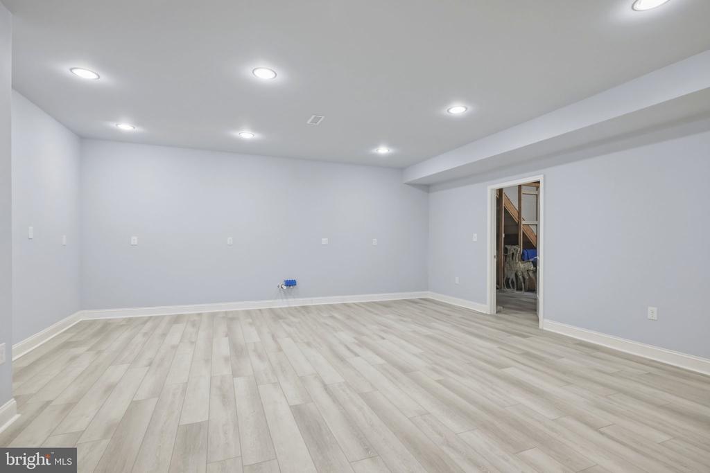 7308 GLENHAVEN DRIVE