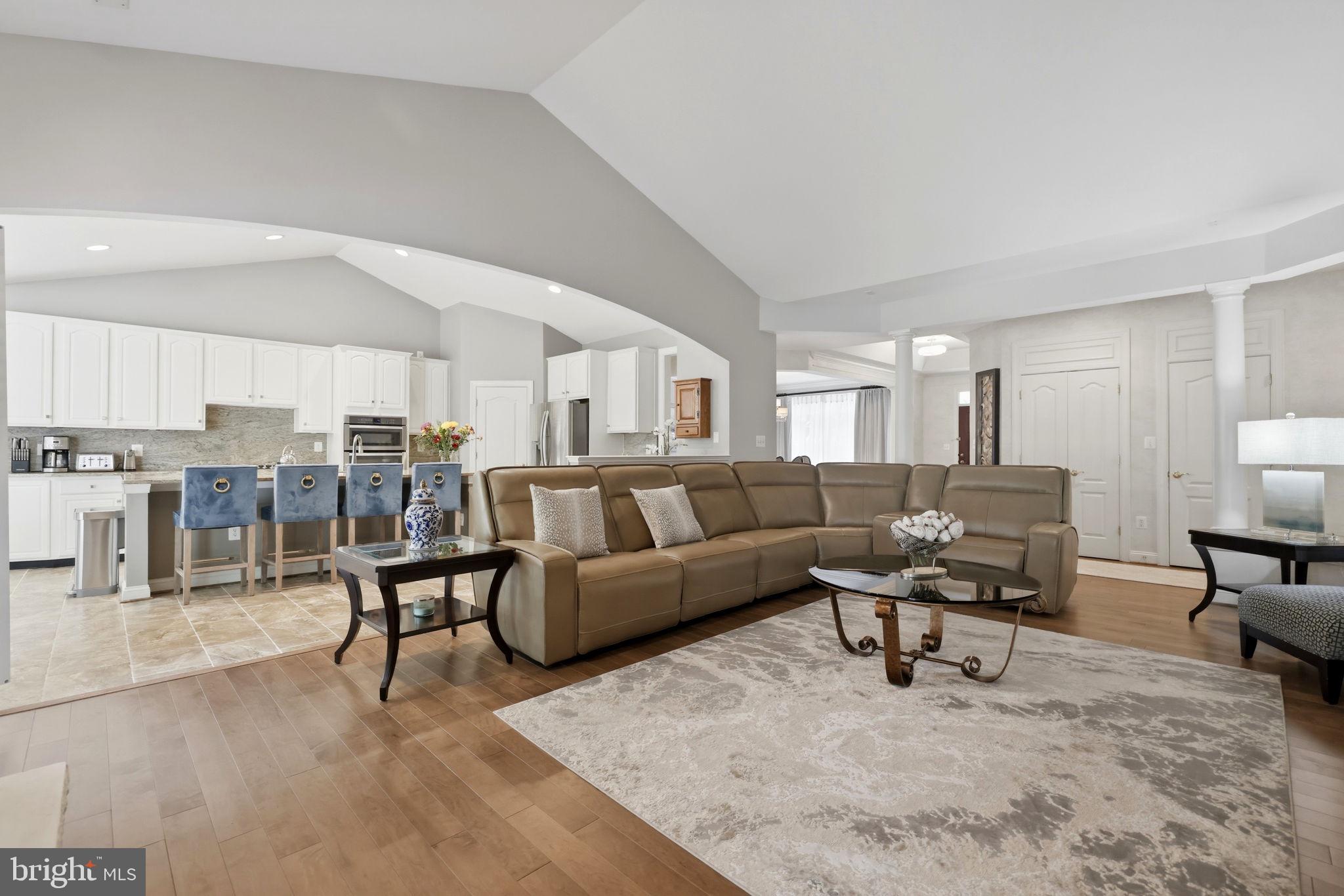 7308 GLENHAVEN DRIVE