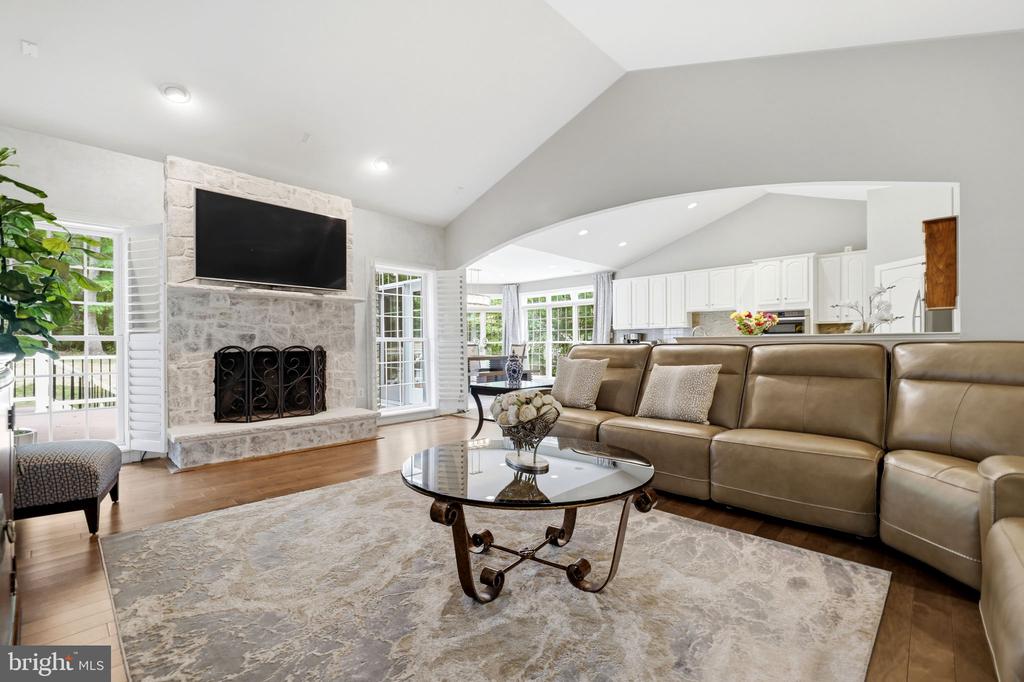 7308 GLENHAVEN DRIVE