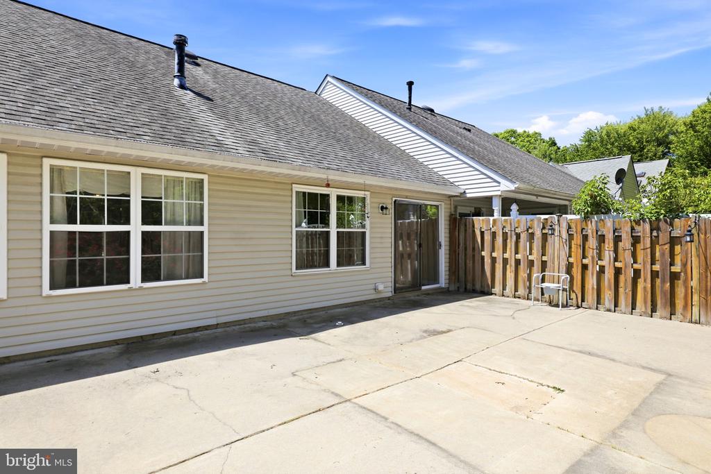 11403 SARASOTA COURT
