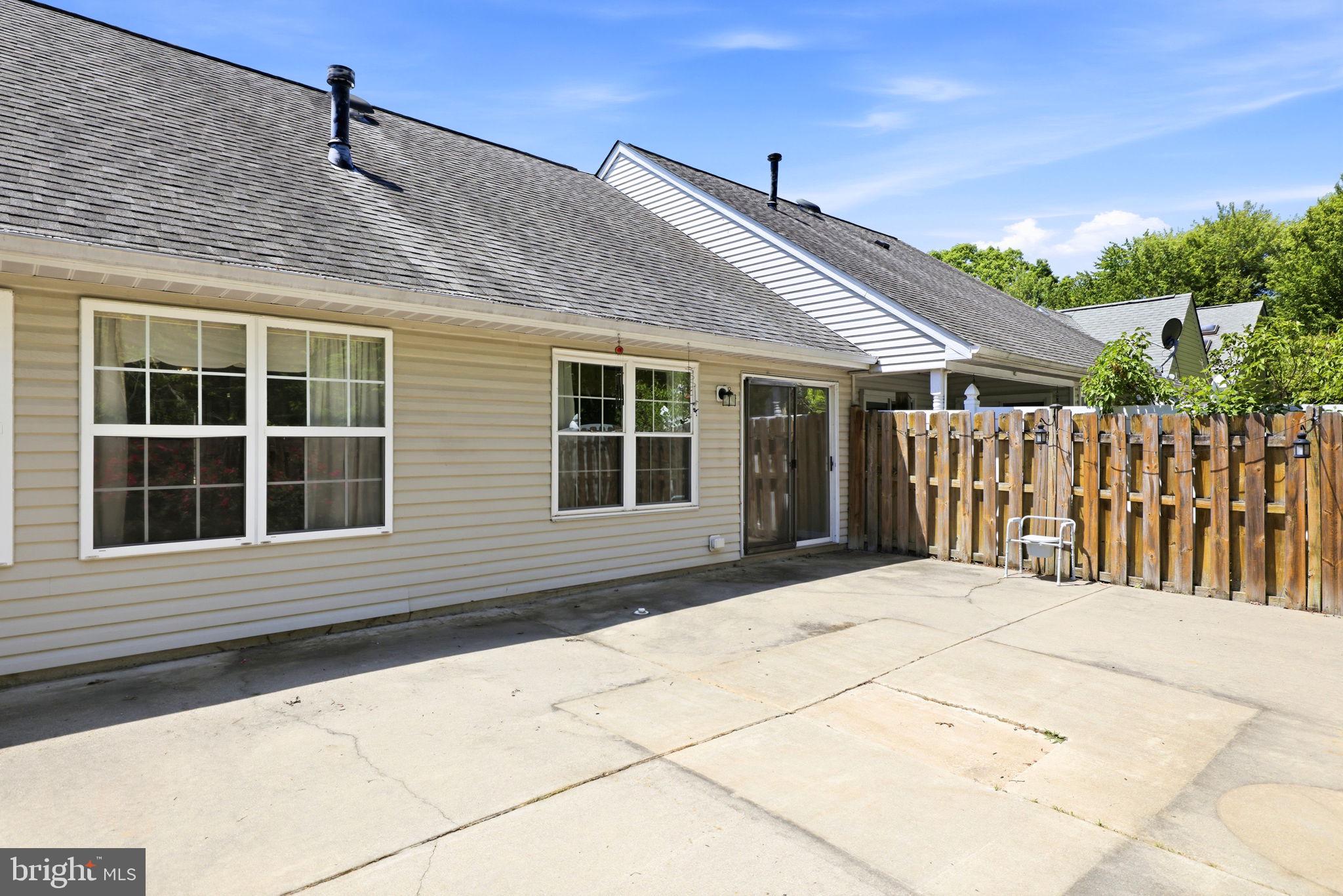 11403 SARASOTA COURT