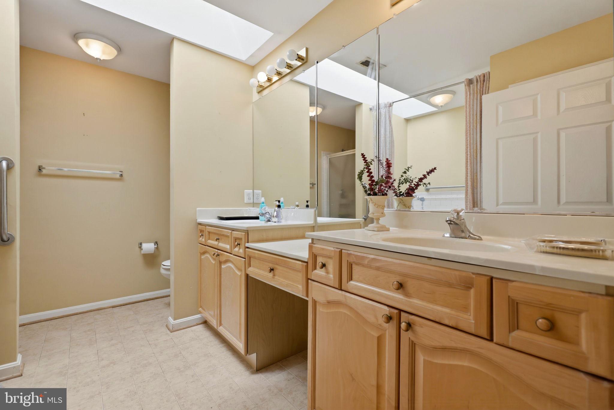 11403 SARASOTA COURT