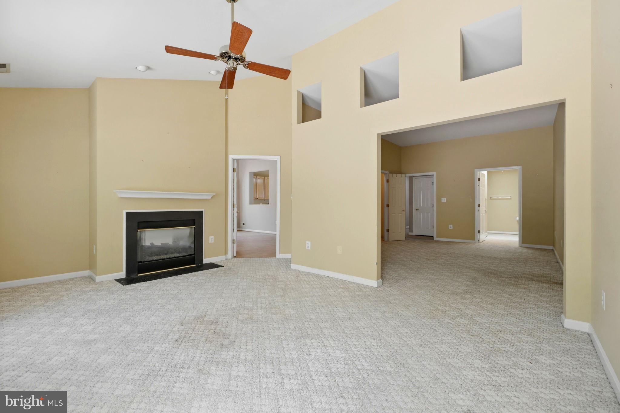 11403 SARASOTA COURT