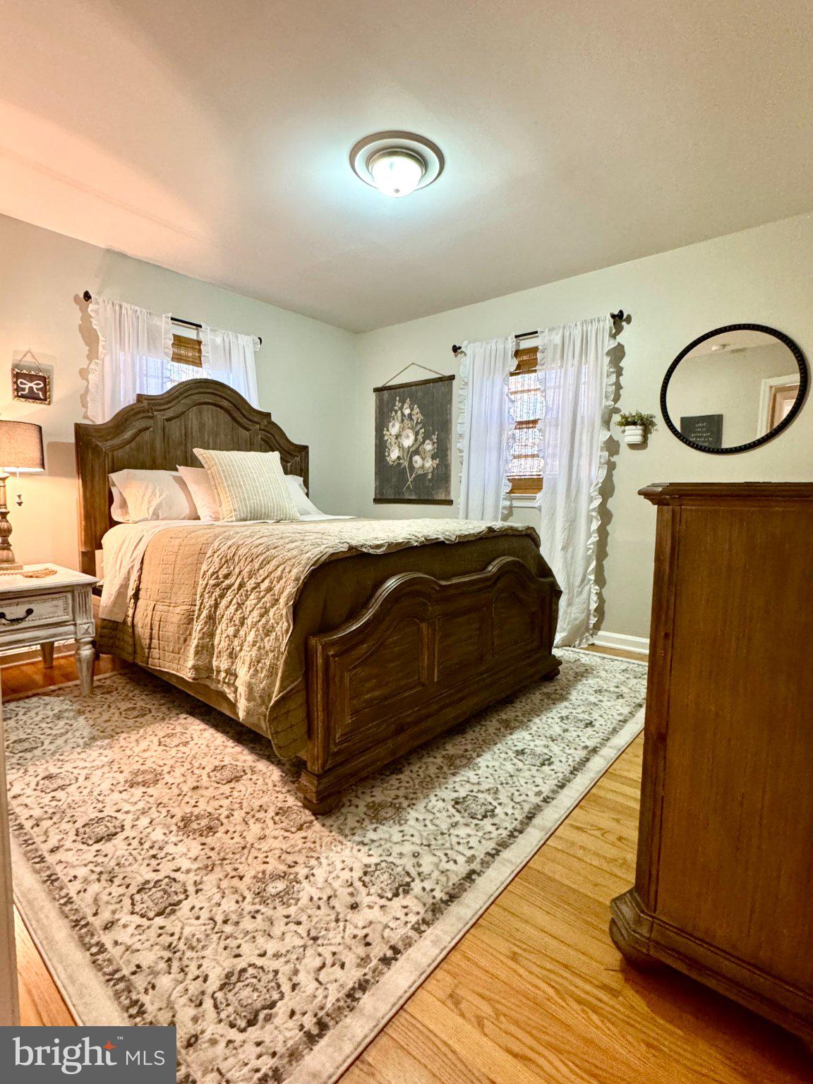 10801 ROLLINGWOOD DRIVE N