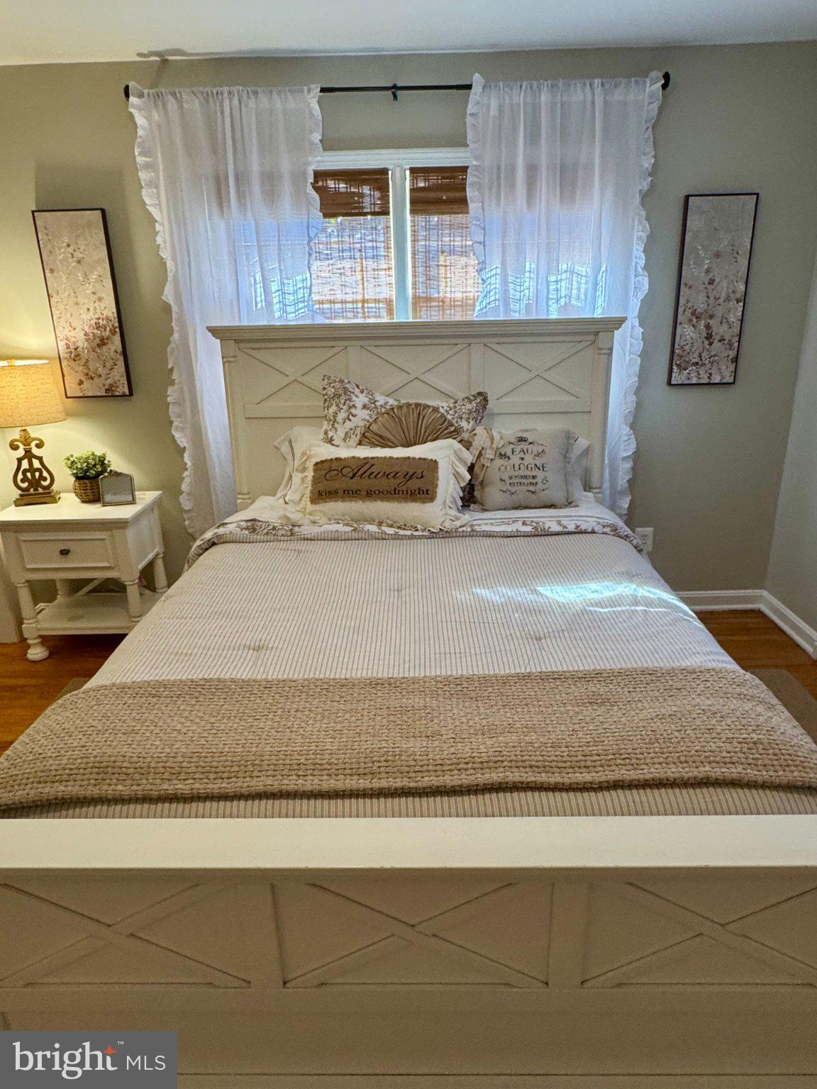 10801 ROLLINGWOOD DRIVE N