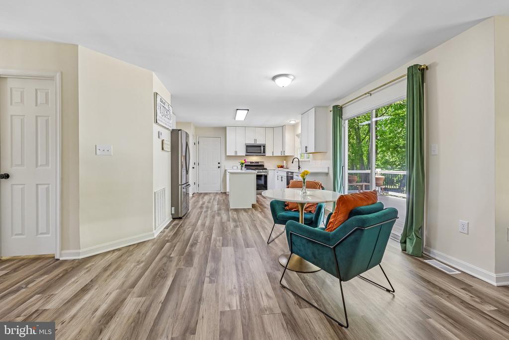 3717 LITTLE RIVER DRIVE