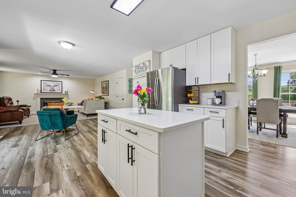 3717 LITTLE RIVER DRIVE