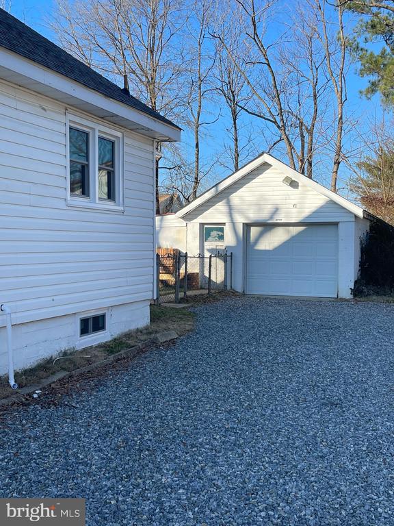 4613 HARRISON ROAD