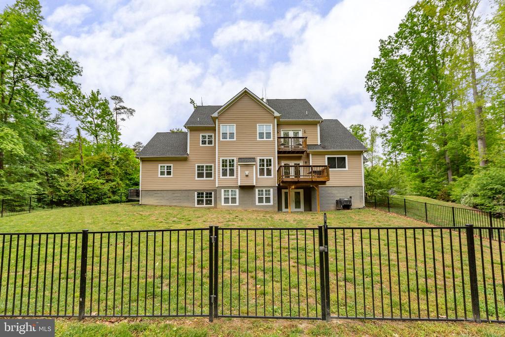 11205 AMABELL DRIVE