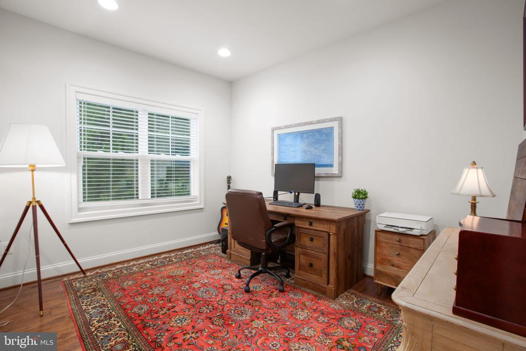 11205 AMABELL DRIVE