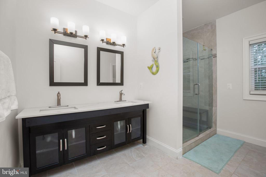 11205 AMABELL DRIVE